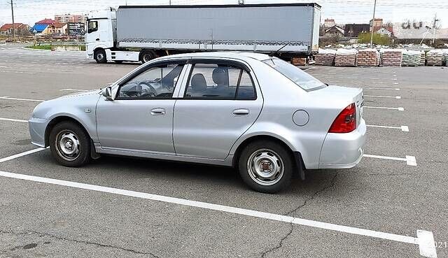 Серый Джили ЦК-2, объемом двигателя 1.5 л и пробегом 60 тыс. км за 2799 $, фото 4 на Automoto.ua