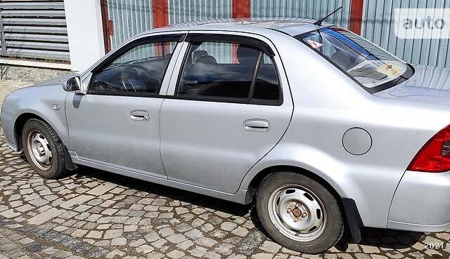 Серый Джили ЦК-2, объемом двигателя 1.5 л и пробегом 60 тыс. км за 2799 $, фото 6 на Automoto.ua