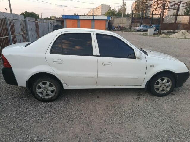 Белый Джили ЦК, объемом двигателя 1.5 л и пробегом 181 тыс. км за 1200 $, фото 2 на Automoto.ua