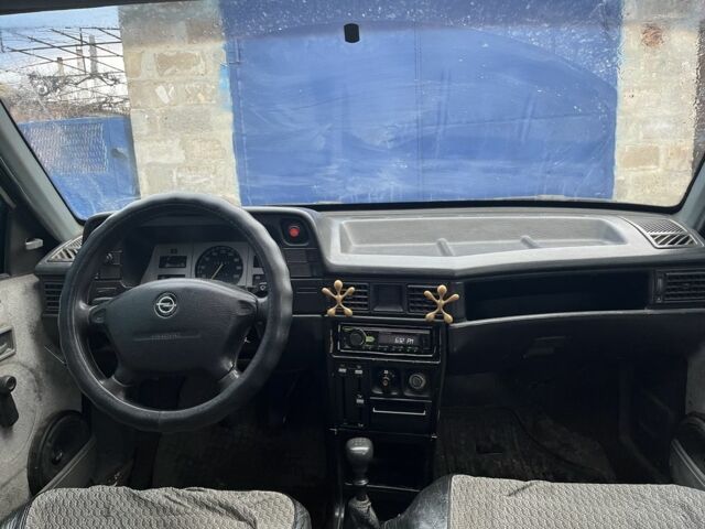 Белый Джили ЦК, объемом двигателя 1.3 л и пробегом 1000 тыс. км за 850 $, фото 5 на Automoto.ua