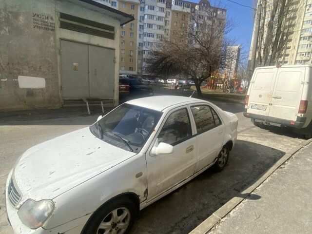 Белый Джили ЦК, объемом двигателя 1.5 л и пробегом 300 тыс. км за 900 $, фото 6 на Automoto.ua