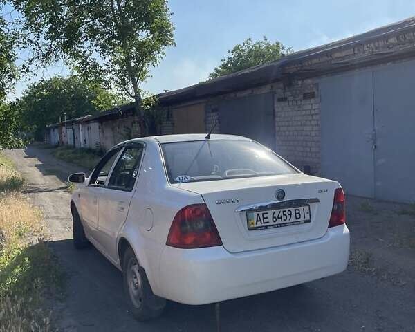 Белый Джили ЦК, объемом двигателя 1.5 л и пробегом 71 тыс. км за 3500 $, фото 4 на Automoto.ua