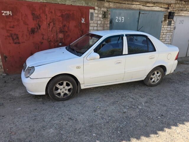 Белый Джили ЦК, объемом двигателя 1.5 л и пробегом 156 тыс. км за 1750 $, фото 1 на Automoto.ua