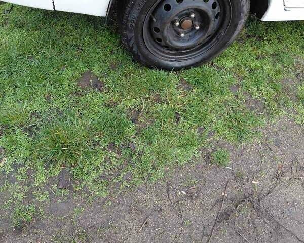 Белый Джили ЦК, объемом двигателя 1.3 л и пробегом 230 тыс. км за 1539 $, фото 10 на Automoto.ua