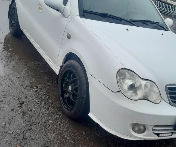 Білий Джилі ЦК, об'ємом двигуна 1.5 л та пробігом 137 тис. км за 1850 $, фото 2 на Automoto.ua