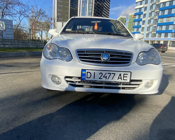 Білий Джилі ЦК, об'ємом двигуна 1.5 л та пробігом 182 тис. км за 3300 $, фото 1 на Automoto.ua