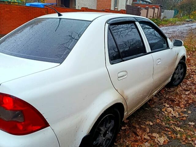 Білий Джилі ЦК, об'ємом двигуна 1.5 л та пробігом 118 тис. км за 2100 $, фото 4 на Automoto.ua