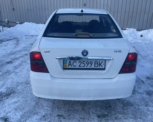 Білий Джилі ЦК, об'ємом двигуна 1.5 л та пробігом 170 тис. км за 1800 $, фото 5 на Automoto.ua