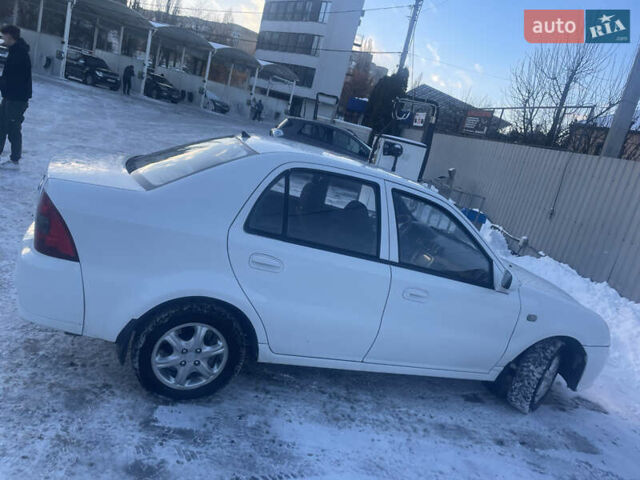 Білий Джилі ЦК, об'ємом двигуна 1.5 л та пробігом 170 тис. км за 1800 $, фото 8 на Automoto.ua
