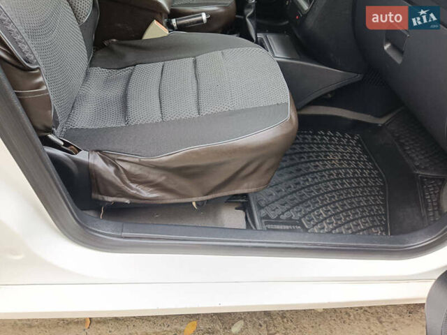 Білий Джилі ЦК, об'ємом двигуна 1.5 л та пробігом 134 тис. км за 2500 $, фото 14 на Automoto.ua
