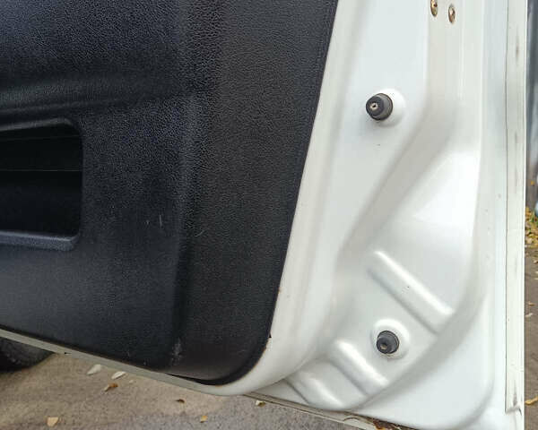 Білий Джилі ЦК, об'ємом двигуна 1.5 л та пробігом 134 тис. км за 2500 $, фото 7 на Automoto.ua