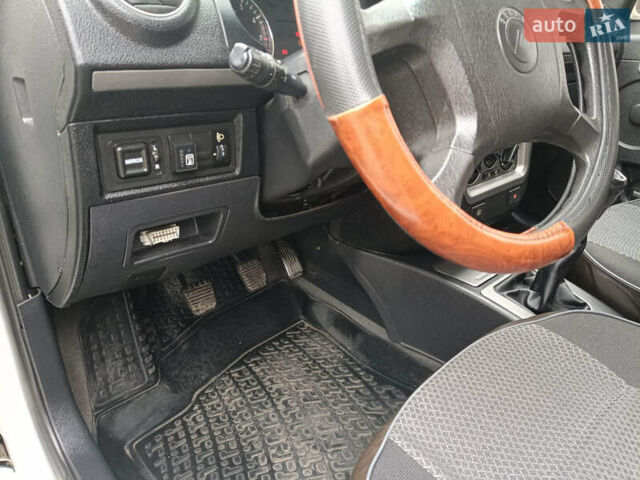 Білий Джилі ЦК, об'ємом двигуна 1.5 л та пробігом 134 тис. км за 2500 $, фото 11 на Automoto.ua