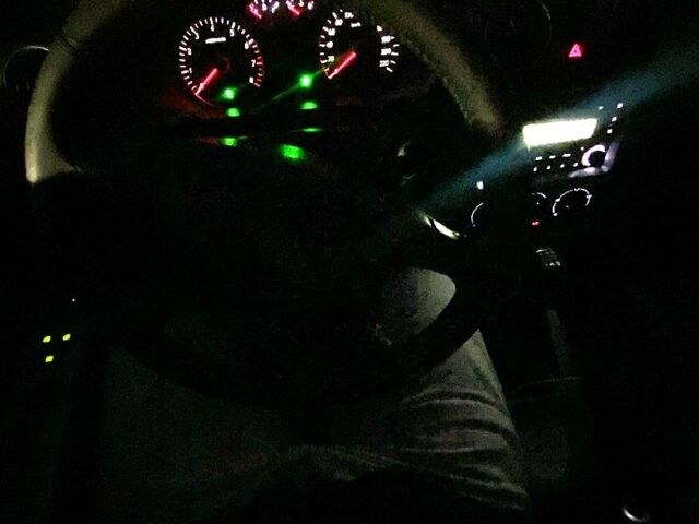 Білий Джилі ЦК, об'ємом двигуна 1.5 л та пробігом 185 тис. км за 3150 $, фото 10 на Automoto.ua