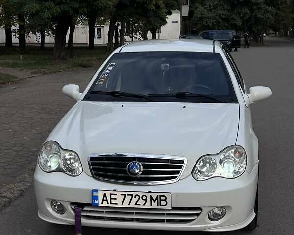 Білий Джилі ЦК, об'ємом двигуна 1.5 л та пробігом 135 тис. км за 3200 $, фото 1 на Automoto.ua