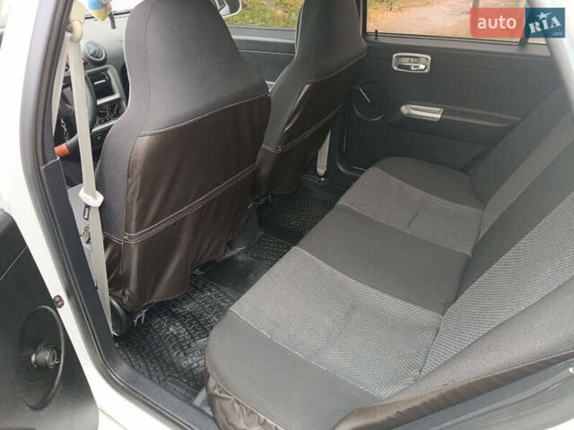 Білий Джилі ЦК, об'ємом двигуна 1.5 л та пробігом 134 тис. км за 2500 $, фото 13 на Automoto.ua