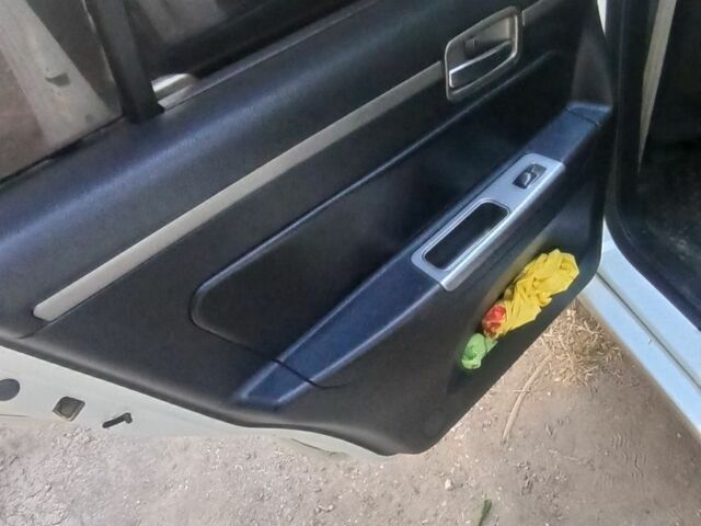 Білий Джилі ЦК, об'ємом двигуна 1.5 л та пробігом 9 тис. км за 3000 $, фото 7 на Automoto.ua