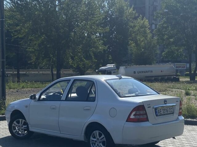 Белый Джили ЦК, объемом двигателя 1.5 л и пробегом 66 тыс. км за 3700 $, фото 3 на Automoto.ua