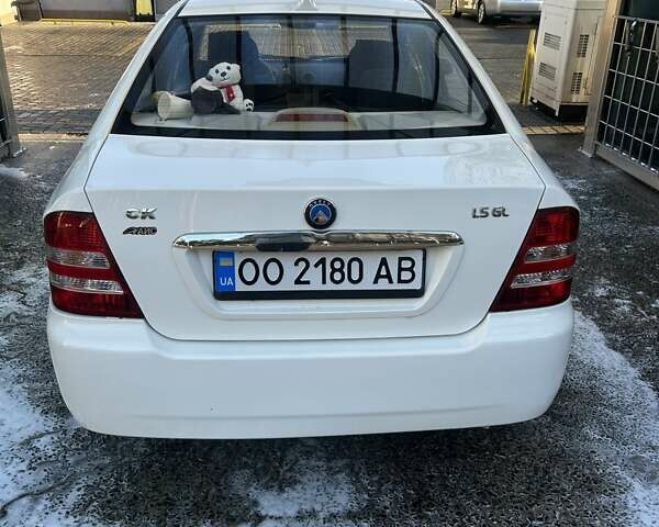 Джили ЦК 2013 в Одессе на Automoto.ua Белый Джили ЦК, объемом двигателя 1.5 л и пробегом 74 тыс. км за 2500 $, фото 6 на Automoto.ua