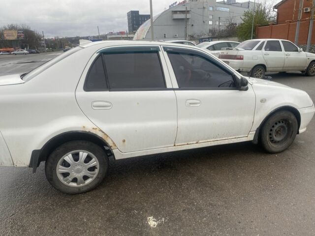Белый Джили ЦК, объемом двигателя 1.5 л и пробегом 150 тыс. км за 1400 $, фото 3 на Automoto.ua