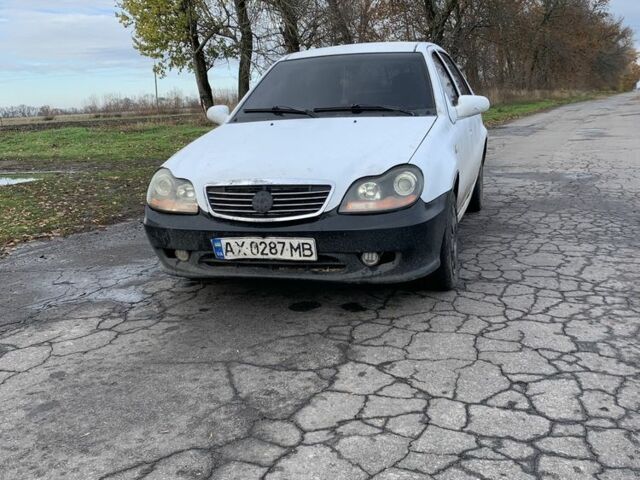 Джили ЦК 2013 в Глобино на Automoto.ua Белый Джили ЦК, объемом двигателя 1.5 л и пробегом 254 тыс. км за 850 $, фото 1 на Automoto.ua