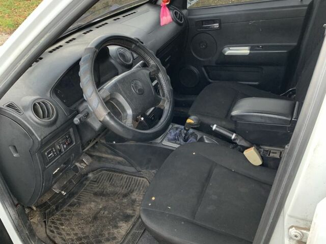 Джили ЦК 2013 в Глобино на Automoto.ua Белый Джили ЦК, объемом двигателя 1.5 л и пробегом 254 тыс. км за 850 $, фото 5 на Automoto.ua