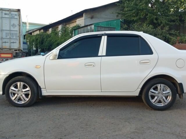 Джили ЦК 2013 в Одессе на Automoto.ua Белый Джили ЦК, объемом двигателя 1.5 л и пробегом 126 тыс. км за 2900 $, фото 2 на Automoto.ua