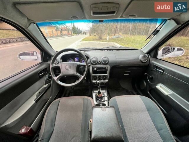 Белый Джили ЦК, объемом двигателя 1.5 л и пробегом 160 тыс. км за 2400 $, фото 12 на Automoto.ua