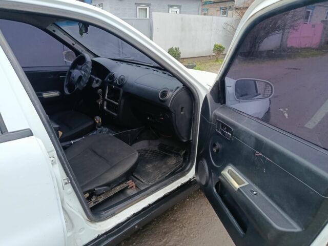 Білий Джилі ЦК, об'ємом двигуна 1.5 л та пробігом 64 тис. км за 750 $, фото 11 на Automoto.ua