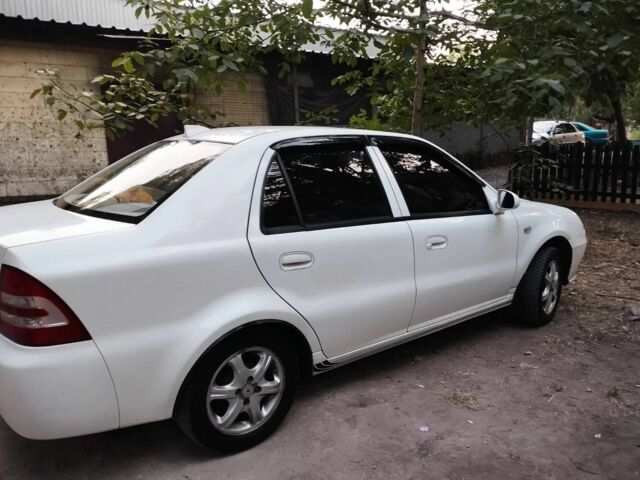 Білий Джилі ЦК, об'ємом двигуна 1.5 л та пробігом 9 тис. км за 3000 $, фото 10 на Automoto.ua