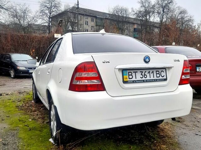 Белый Джили ЦК, объемом двигателя 1.5 л и пробегом 142 тыс. км за 2600 $, фото 1 на Automoto.ua