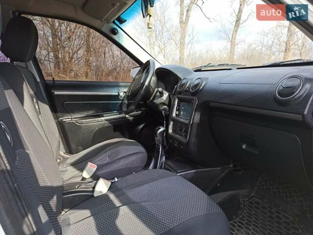 Белый Джили ЦК, объемом двигателя 1.5 л и пробегом 143 тыс. км за 3600 $, фото 1 на Automoto.ua