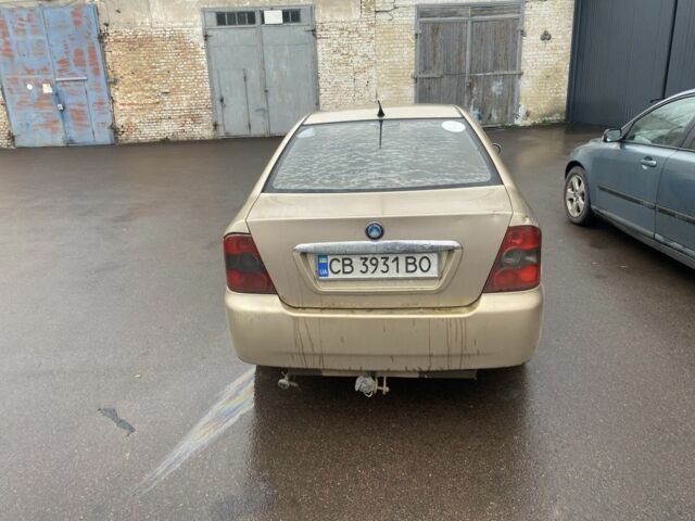 Бежевый Джили ЦК, объемом двигателя 1.5 л и пробегом 263 тыс. км за 750 $, фото 2 на Automoto.ua