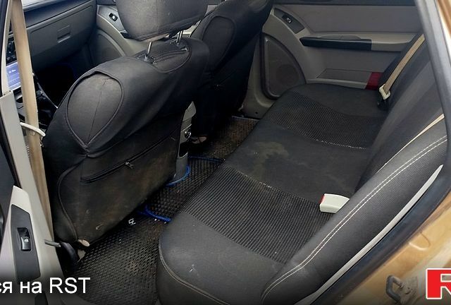 Бежевый Джили ЦК, объемом двигателя 1.5 л и пробегом 0 тыс. км за 1200 $, фото 4 на Automoto.ua