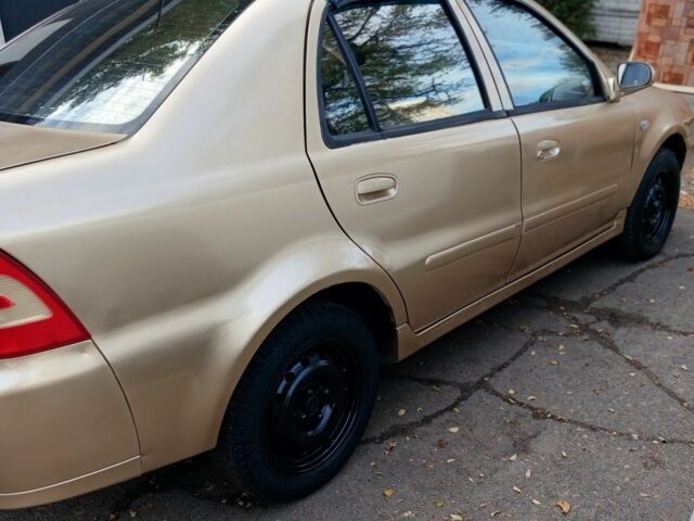 Бежевый Джили ЦК, объемом двигателя 1 л и пробегом 200 тыс. км за 1450 $, фото 2 на Automoto.ua