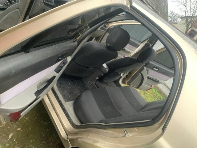 Бежевый Джили ЦК, объемом двигателя 1.5 л и пробегом 160 тыс. км за 1400 $, фото 3 на Automoto.ua