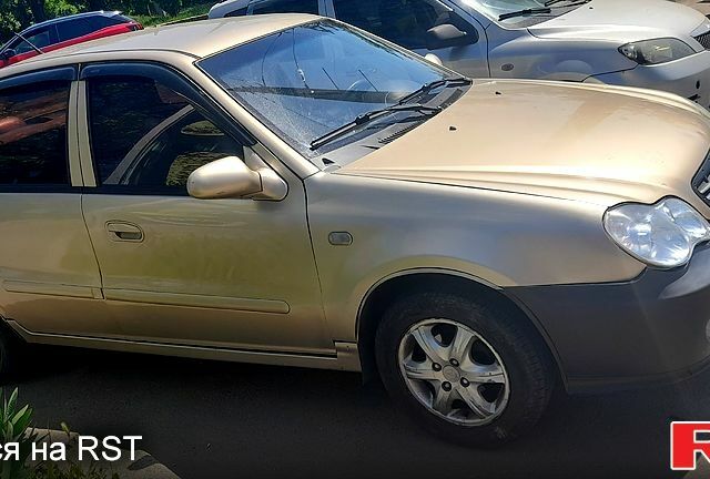 Бежевий Джилі ЦК, об'ємом двигуна 1.5 л та пробігом 240 тис. км за 1803 $, фото 2 на Automoto.ua