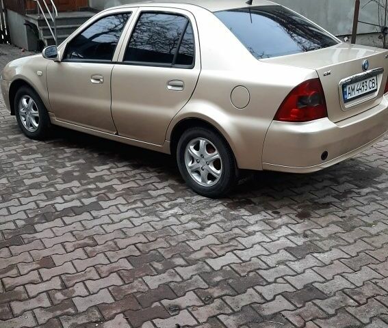 Бежевый Джили ЦК, объемом двигателя 1.5 л и пробегом 200 тыс. км за 1650 $, фото 5 на Automoto.ua