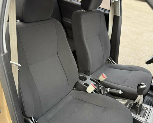 Бежевый Джили ЦК, объемом двигателя 1.5 л и пробегом 85 тыс. км за 3300 $, фото 7 на Automoto.ua