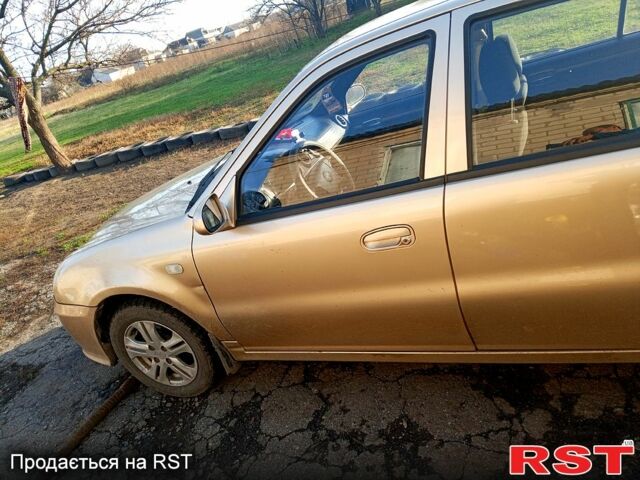Бежевый Джили ЦК, объемом двигателя 1.5 л и пробегом 170 тыс. км за 2400 $, фото 2 на Automoto.ua