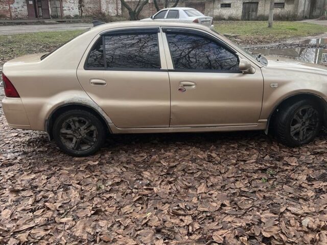 Бежевый Джили ЦК, объемом двигателя 1.5 л и пробегом 166 тыс. км за 1600 $, фото 4 на Automoto.ua