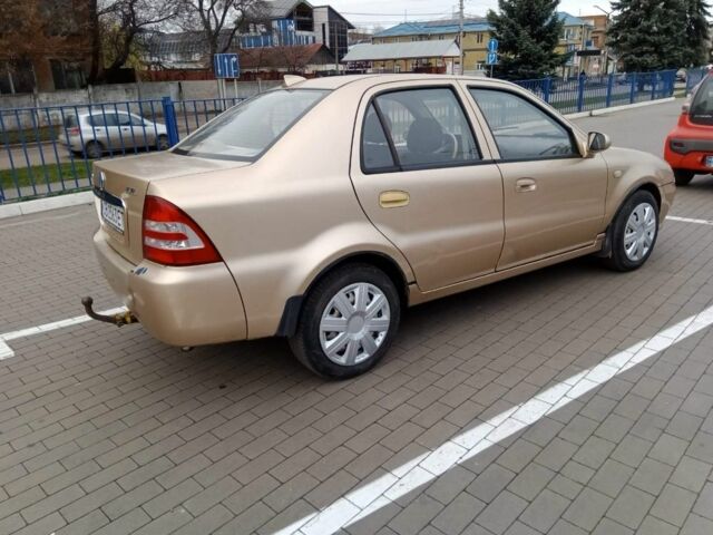 Бежевый Джили ЦК, объемом двигателя 1.5 л и пробегом 210 тыс. км за 1500 $, фото 3 на Automoto.ua