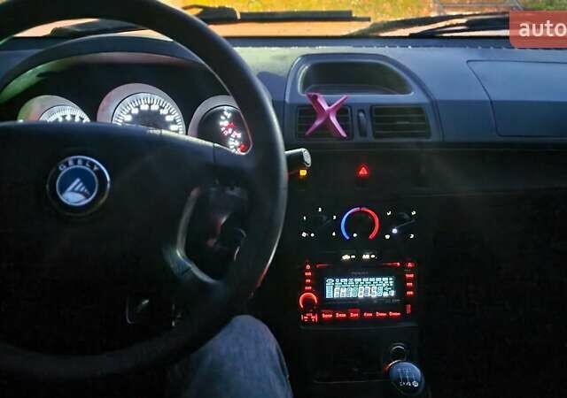Черный Джили ЦК, объемом двигателя 1.5 л и пробегом 118 тыс. км за 1500 $, фото 9 на Automoto.ua
