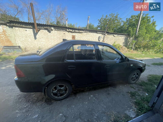 Чорний Джилі ЦК, об'ємом двигуна 1.5 л та пробігом 140 тис. км за 2000 $, фото 2 на Automoto.ua