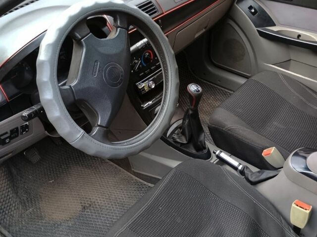 Джилі ЦК 2007 у Шепетовке на Automoto.ua Червоний Джилі ЦК, об'ємом двигуна 1.5 л та пробігом 230 тис. км за 2000 $, фото 6 на Automoto.ua