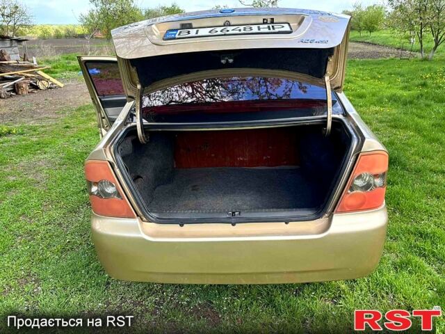Желтый Джили ЦК, объемом двигателя 1.5 л и пробегом 120 тыс. км за 2200 $, фото 5 на Automoto.ua