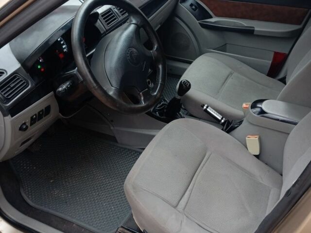 Желтый Джили ЦК, объемом двигателя 1.5 л и пробегом 209 тыс. км за 1400 $, фото 15 на Automoto.ua