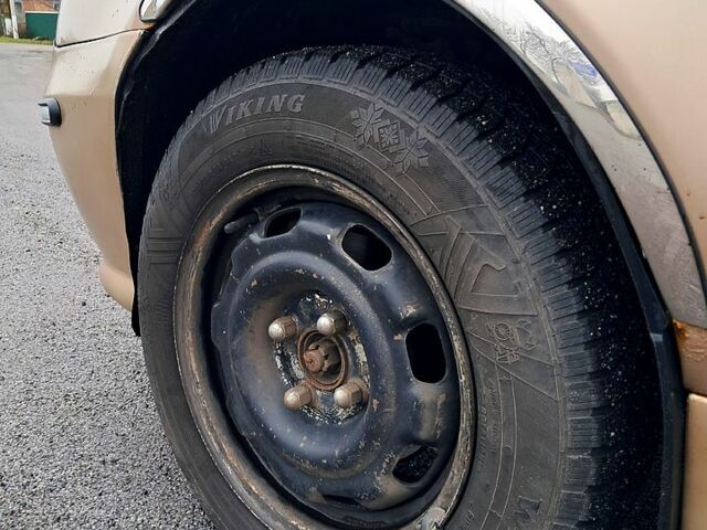 Желтый Джили ЦК, объемом двигателя 1.5 л и пробегом 194 тыс. км за 1200 $, фото 11 на Automoto.ua