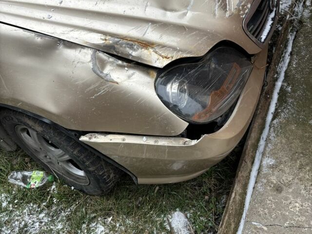Джилі ЦК 2007 у Одесі на Automoto.ua Жовтий Джилі ЦК, об'ємом двигуна 1.5 л та пробігом 146 тис. км за 700 $, фото 1 на Automoto.ua