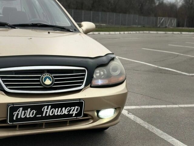 Желтый Джили ЦК, объемом двигателя 1.5 л и пробегом 177 тыс. км за 1500 $, фото 2 на Automoto.ua