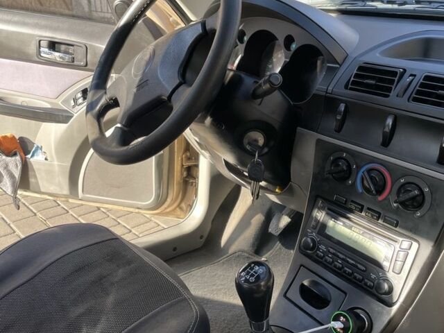 Желтый Джили ЦК, объемом двигателя 1.5 л и пробегом 135 тыс. км за 1600 $, фото 5 на Automoto.ua